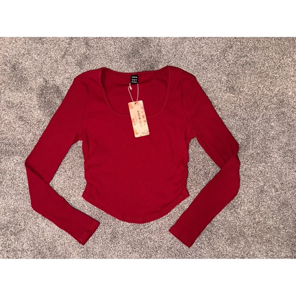 SHEIN Tops - Shein‎ NWT Women's Red Cropped Long Sleeve